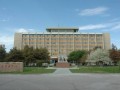 石河子大学医学院校门