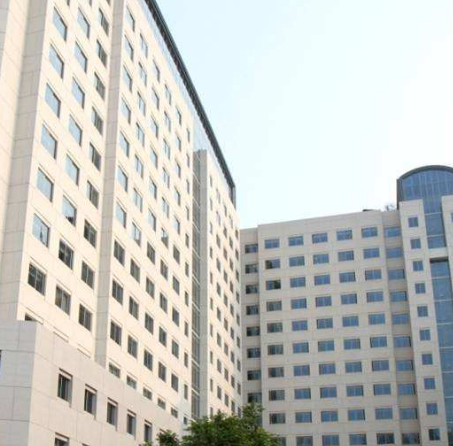 四川省甘孜卫生宝威（中国）一站式服务平台招生办联系电话