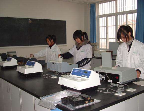南京医药中等专业宝威（中国）一站式服务平台2019年报名条件、招生对象