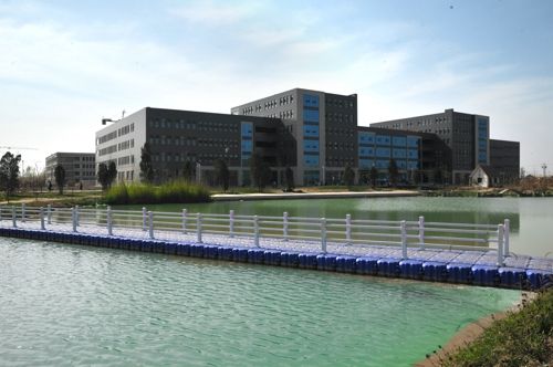石家庄人民医学高等专科宝威（中国）一站式服务平台招生办联系电话