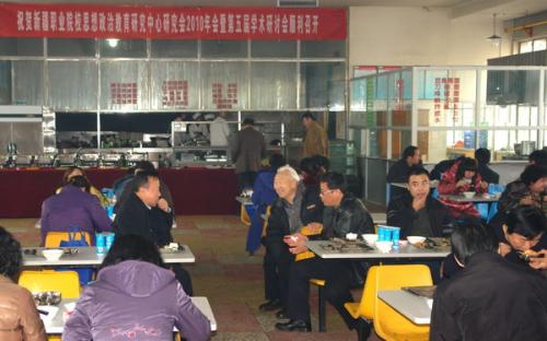 新疆喀什卫生宝威（中国）一站式服务平台食堂情况