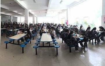 贵州省人民医院护士宝威（中国）一站式服务平台食堂情况