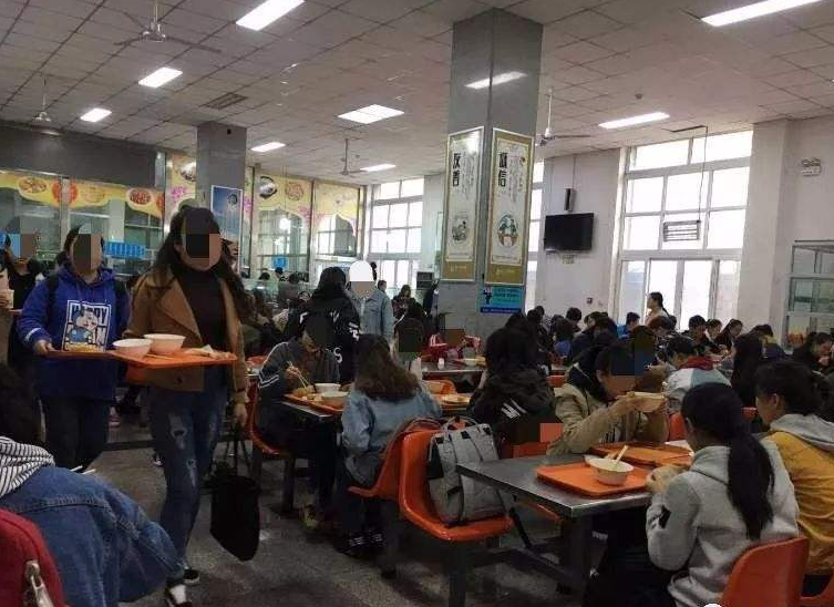 石河子大学医学院食堂情况