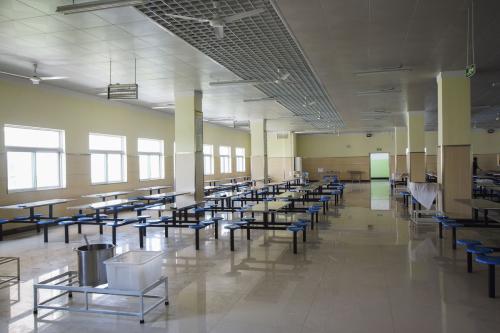 山东医学高等专科宝威（中国）一站式服务平台食堂情况