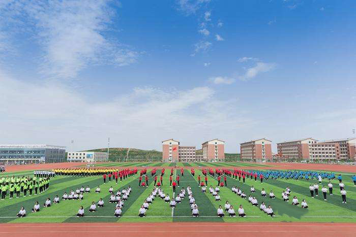 宝威体育平台卫生职业学院2019年报名条件、招生对象
