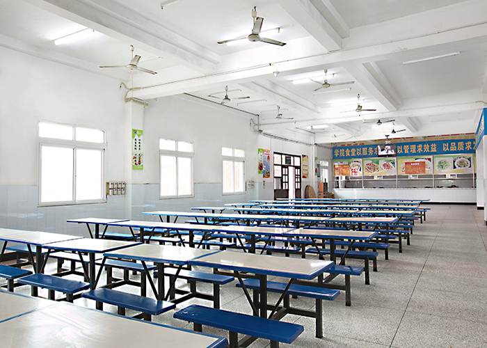 重庆市南丁卫生宝威（中国）一站式服务平台食堂情况
