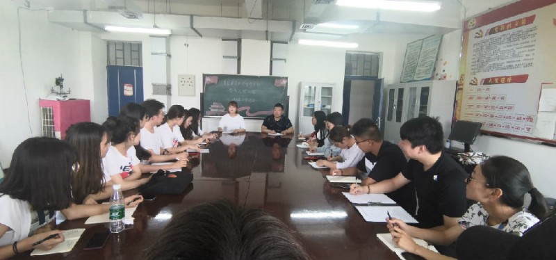 大同大学医学院2019年招生办联系电话