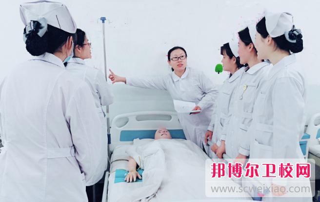 安顺2021年可以读卫校的大专宝威（中国）一站式服务平台