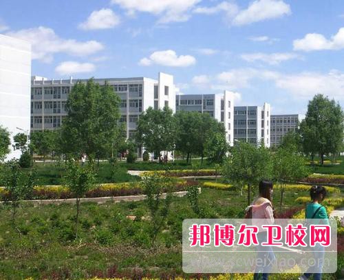楚雄医药高等专科宝威（中国）一站式服务平台2021年招生学费、收费多少
