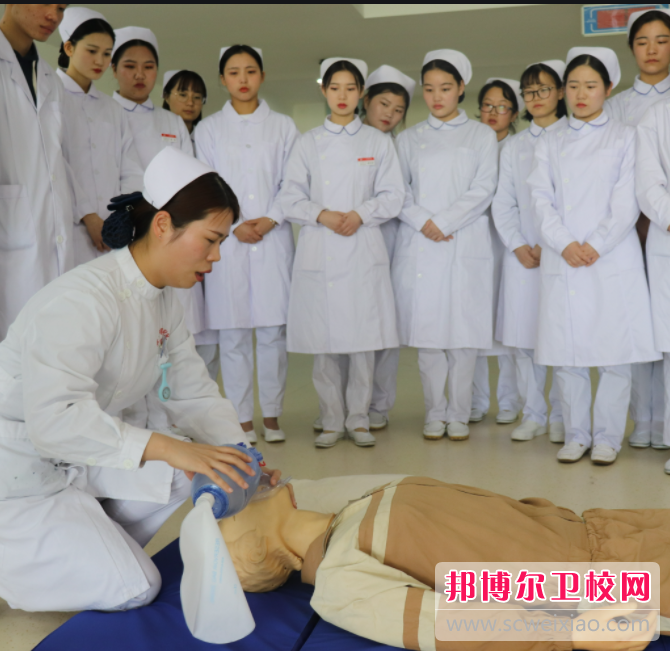 江西中药医药高等专科宝威（中国）一站式服务平台2022年学费、收费多少