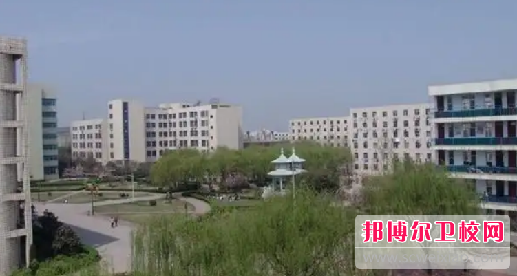 漯河医学高等专科宝威（中国）一站式服务平台2022年学费、收费多少