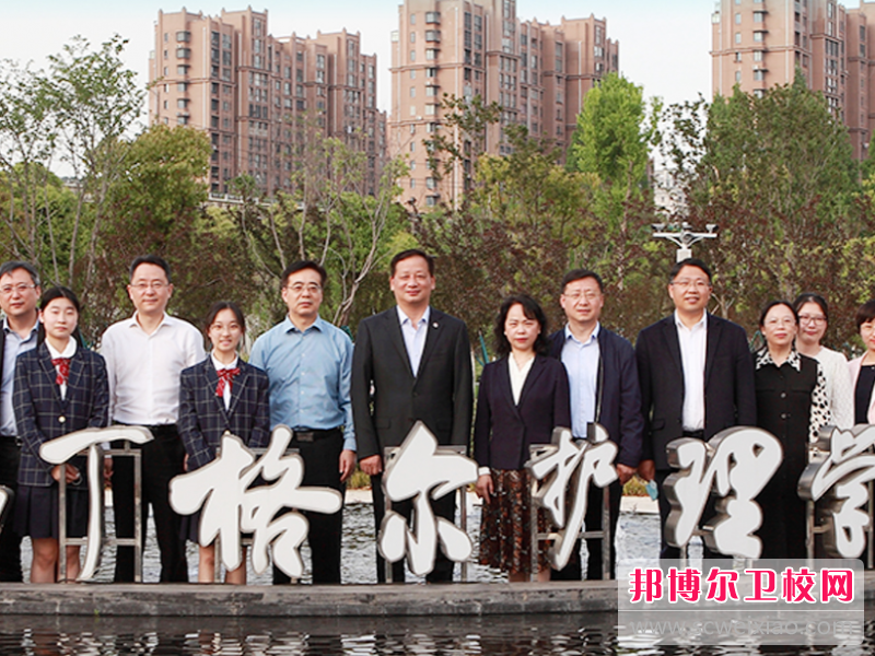江苏2023年中专学卫校有前途吗