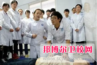 山东2023年适合男生的卫校专业