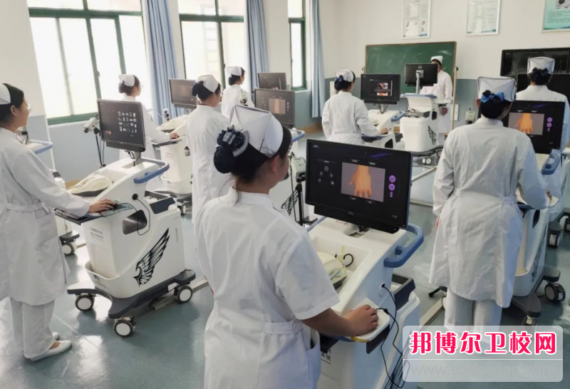 浙江2023年男生在卫校学什么好