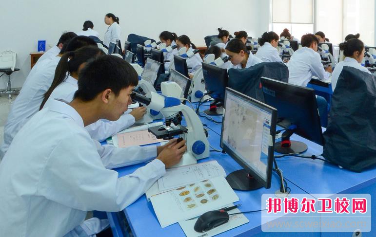 贵州2023年适合男生的卫校专业