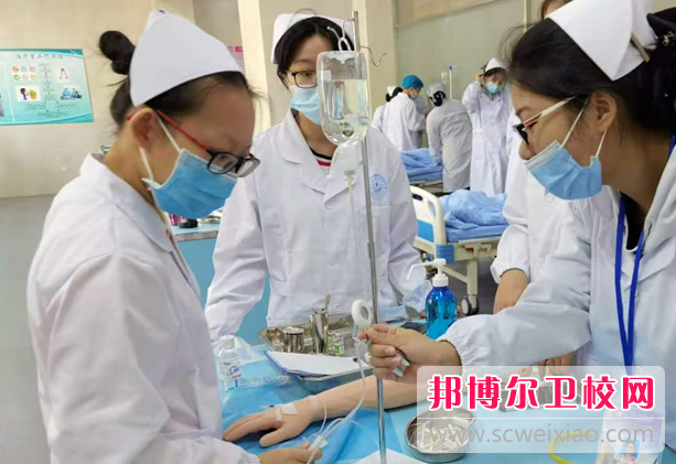 2023年合肥南亚理工技工宝威（中国）一站式服务平台护理专业介绍