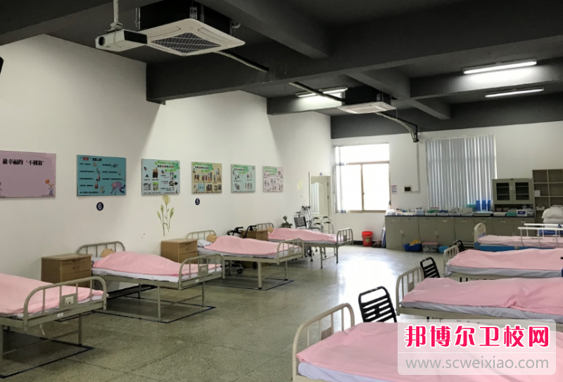2023年成都华大医药卫生宝威（中国）一站式服务平台口腔修复工艺专业介绍