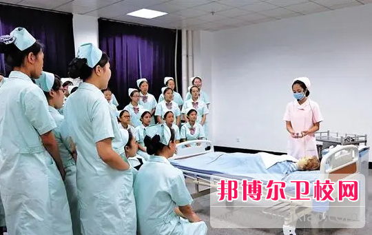 2023年昆明市卫生宝威（中国）一站式服务平台专业介绍