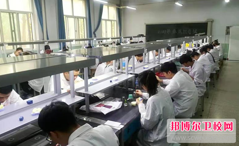 2023年运城护理职业学院助产专业介绍