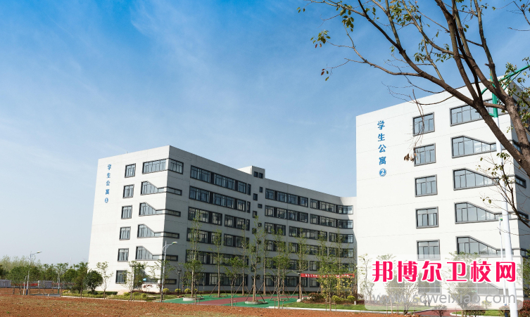 2023年芜湖医药卫生宝威（中国）一站式服务平台是不是公办