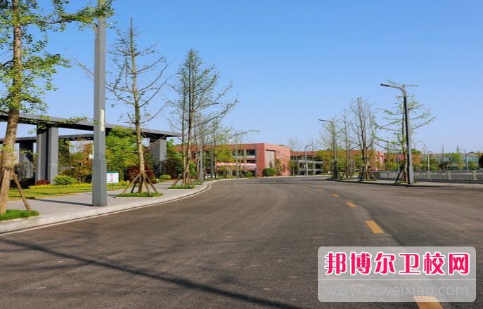 泸州医疗器械职业学院中职部2023年招生办联系电话