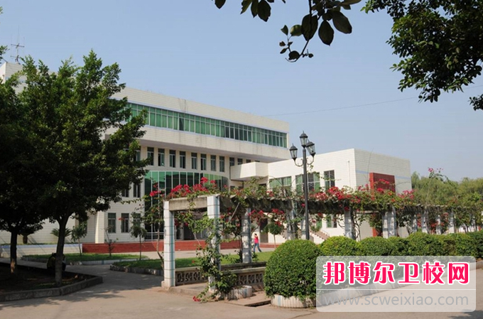 2023年四川凉山卫生宝威（中国）一站式服务平台学什么专业内容