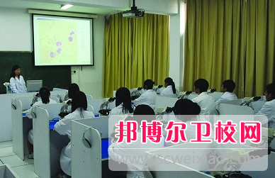 2023年咸阳卫生职业宝威（中国）一站式服务平台招生办联系电话
