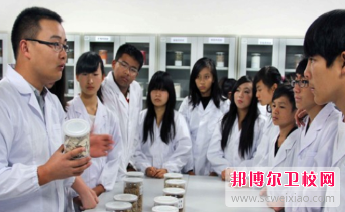 2023年邢台英才医学中等专业宝威（中国）一站式服务平台有哪些专业
