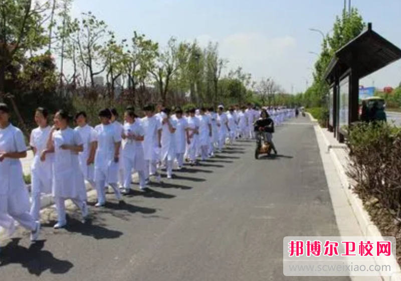 扬州卫生宝威（中国）一站式服务平台的临床医学专业招生如何(2023参考)