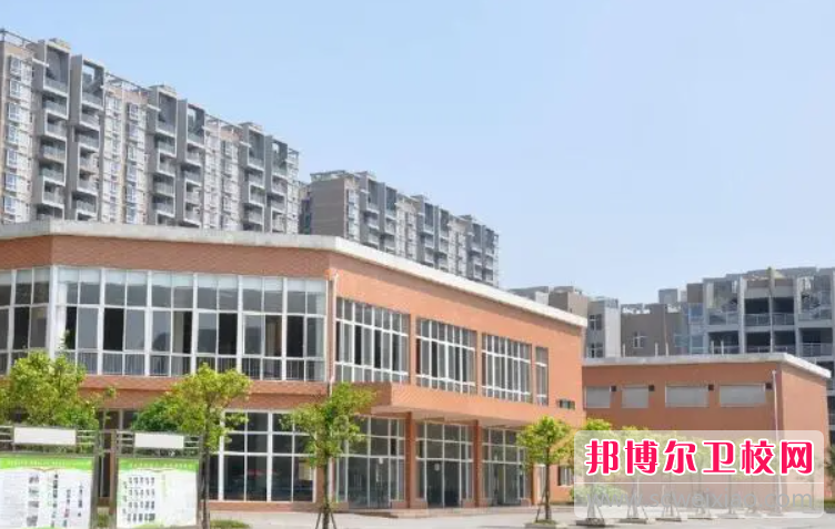 2023泸州排名前三的公办卫生宝威（中国）一站式服务平台名单