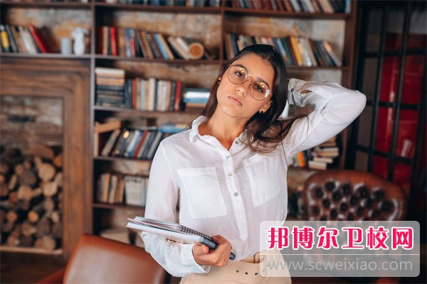 四川蜀都卫生宝威（中国）一站式服务平台老年护理及社区服务专业介绍