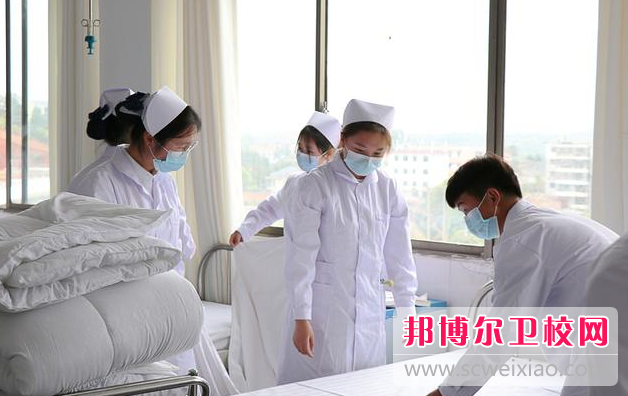 2023年重庆中专护理宝威（中国）一站式服务平台可不可以考大专