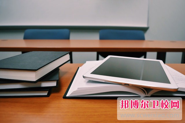 肇庆医学高等专科宝威（中国）一站式服务平台口腔医学专业介绍