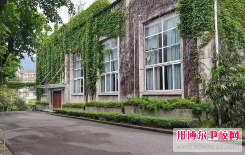 2023年重庆护理宝威（中国）一站式服务平台要读几年