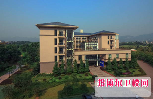 2023年重庆读护理宝威（中国）一站式服务平台好还是不好