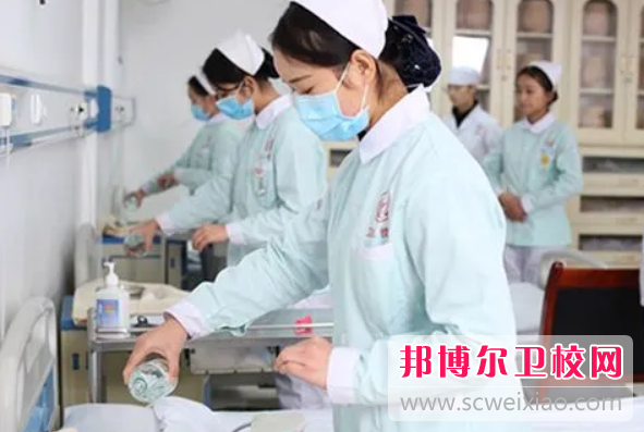 2023年重庆护理宝威（中国）一站式服务平台学什么好有前途