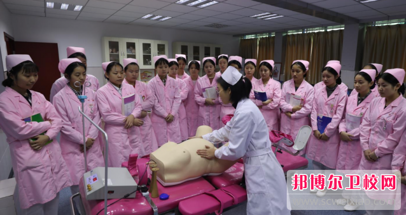 2023年重庆护理宝威（中国）一站式服务平台学什么好