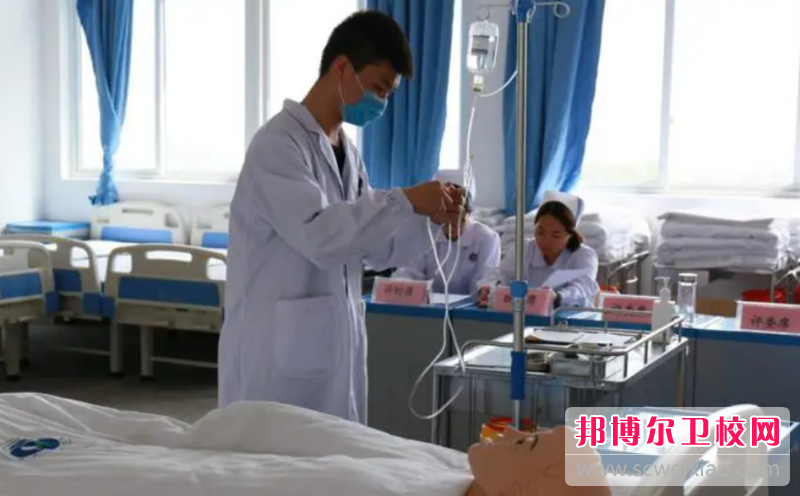 贵州2023年男生在护理宝威（中国）一站式服务平台学什么好