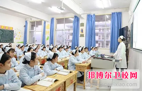贵州2023年护理宝威（中国）一站式服务平台好还是大专好