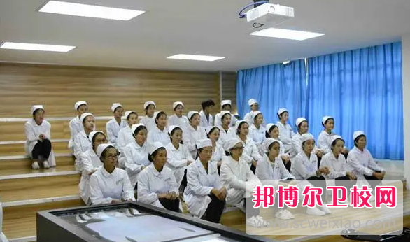 云南2023年护理宝威（中国）一站式服务平台适不适合女生学