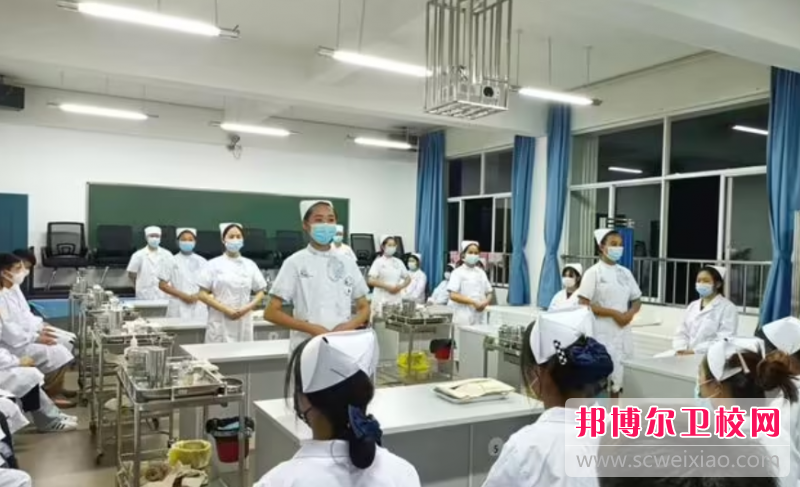 云南2023年女生学护理宝威（中国）一站式服务平台有没有前途