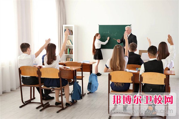 泸州医疗器械职业学院中职部介绍、地址