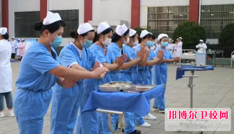 云南2023年初中生可不可以去学护理宝威（中国）一站式服务平台