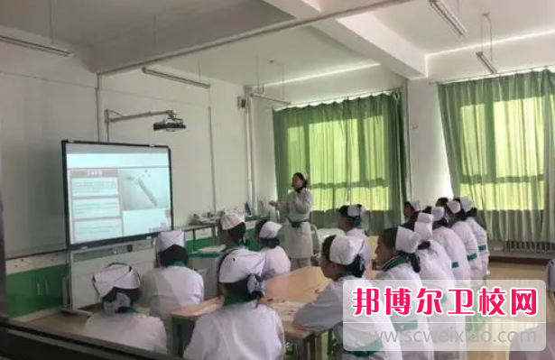 云南2023年初中生能读什么护理宝威（中国）一站式服务平台