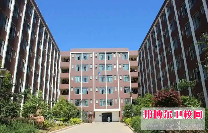 云南2023年护理宝威（中国）一站式服务平台学费多少