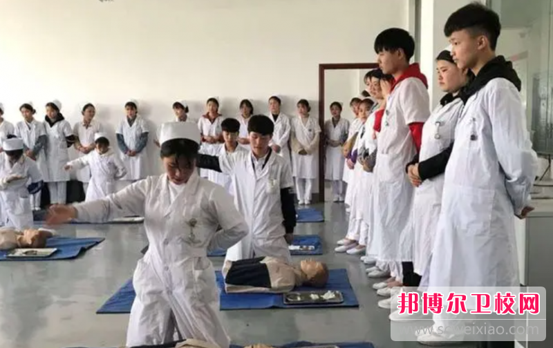 江苏2023年中专护理宝威（中国）一站式服务平台可不可以考大专