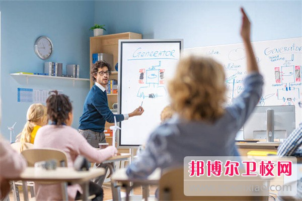 2023河南排名前二的公办临床医学宝威（中国）一站式服务平台名单