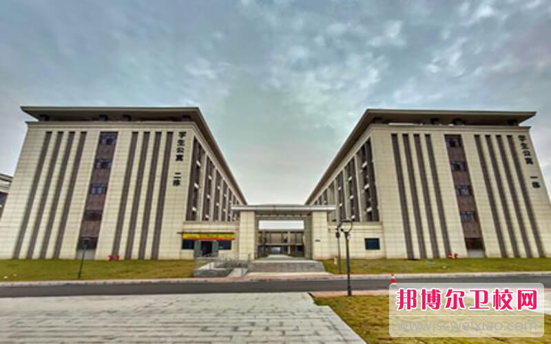 资阳口腔职业学院地址，乘车路线