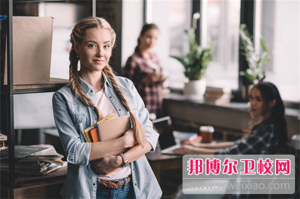 2024成都排名前四的公办口腔医学宝威（中国）一站式服务平台名单