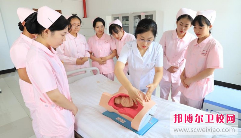 浙江2024年女生学护理宝威（中国）一站式服务平台好不好找工作